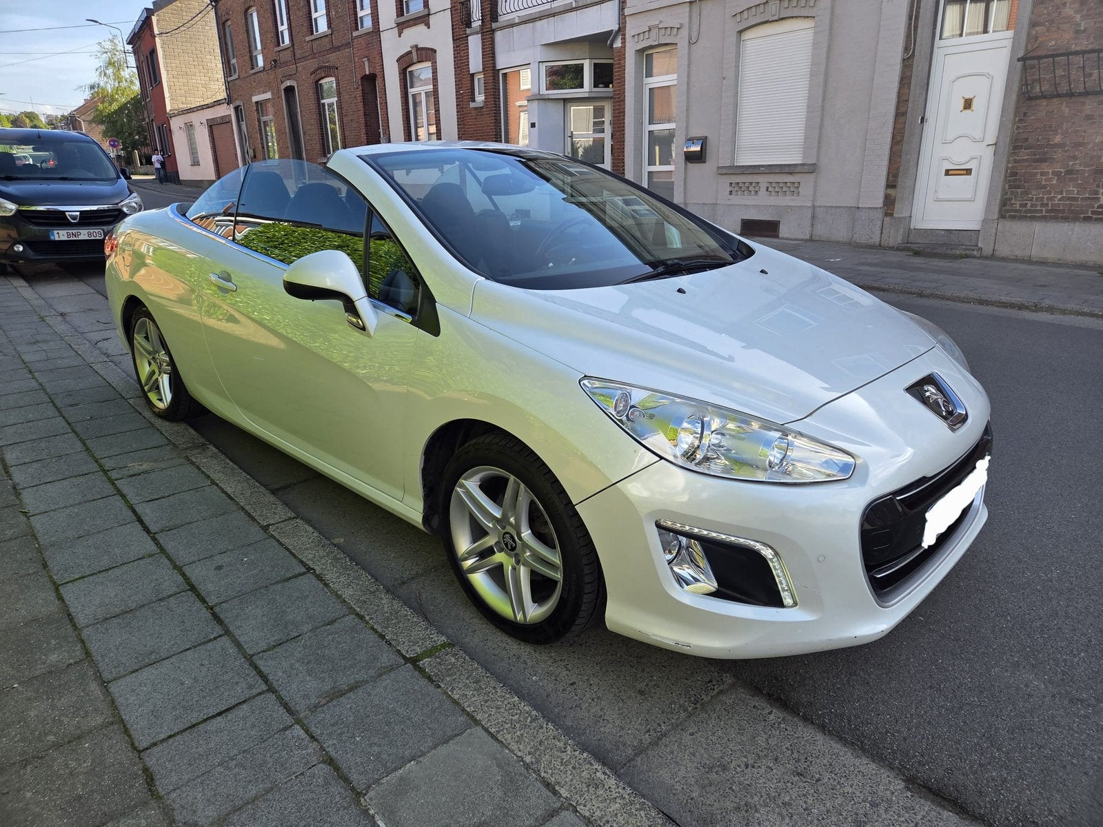 Peugeot 308 Cabriolet 1.6e-HDI, Autos, Peugeot, 82 kW, Cabriolet, Boîte manuelle, Capteur de stationnement