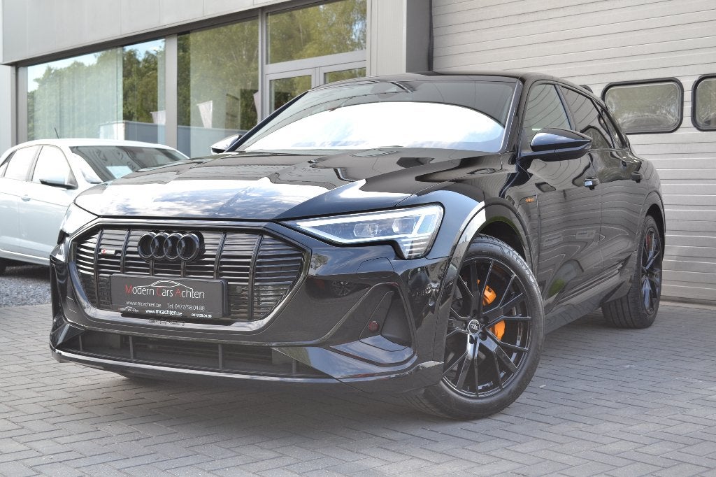 Audi Q8 E-Tron 55 "Black Edition" 2023 * 408 PK * Elektrisch, Cuir et Alcantara, Achat, 1800 kg, Euro 6