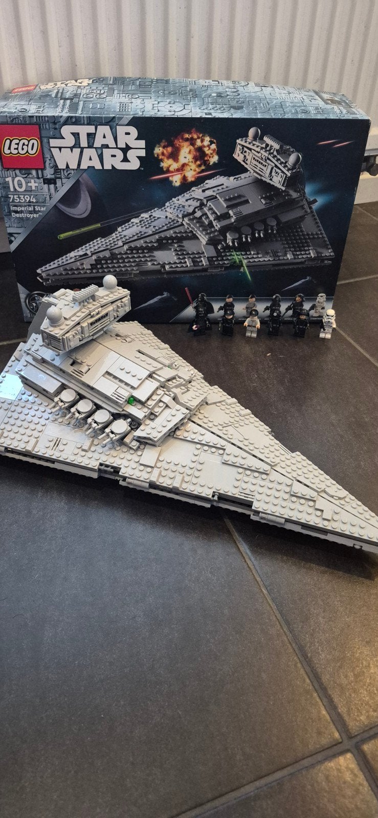 Lego Star Wars 75493 Imperial Star Destroyer, Enfants & Bébés, Jouets | Duplo & Lego, Instructions incluses, Lego, Ensemble complet