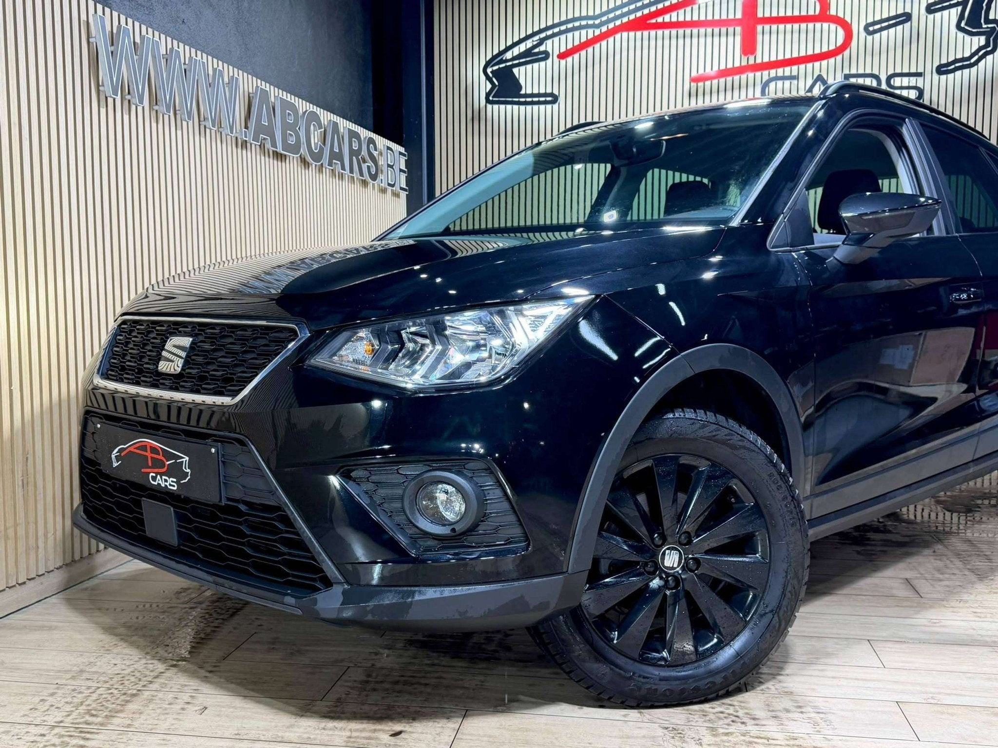 SEAT Arona 1.0TSI * GARANTIE 12 MOIS * 1ER PROPRIETAIRE *, Autos, Achat, Noir, 5 places, 999 cm³