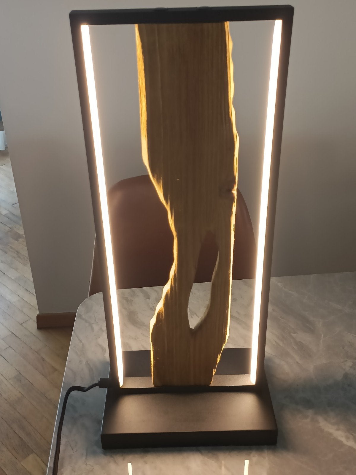 lampe design contemporaine cadre métal chêne doubleLED.50 HT, Maison & Meubles, Lampes | Lampes de table, Noir, Enlèvement ou Envoi