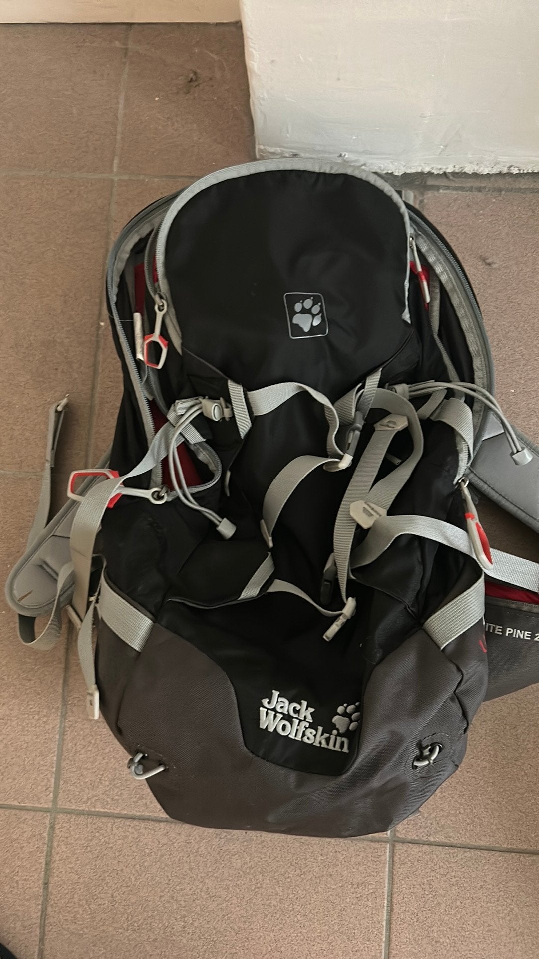 Sac randonnee jack wolfskin, Sports & Fitness, Snowboard, Enlèvement, Comme neuf
