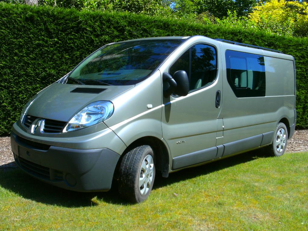 Renault Trafic Dubbel Cabine Lichte Vracht, Autos, Attache-remorque, 2000 kg, Boîte manuelle, Autre carrosserie