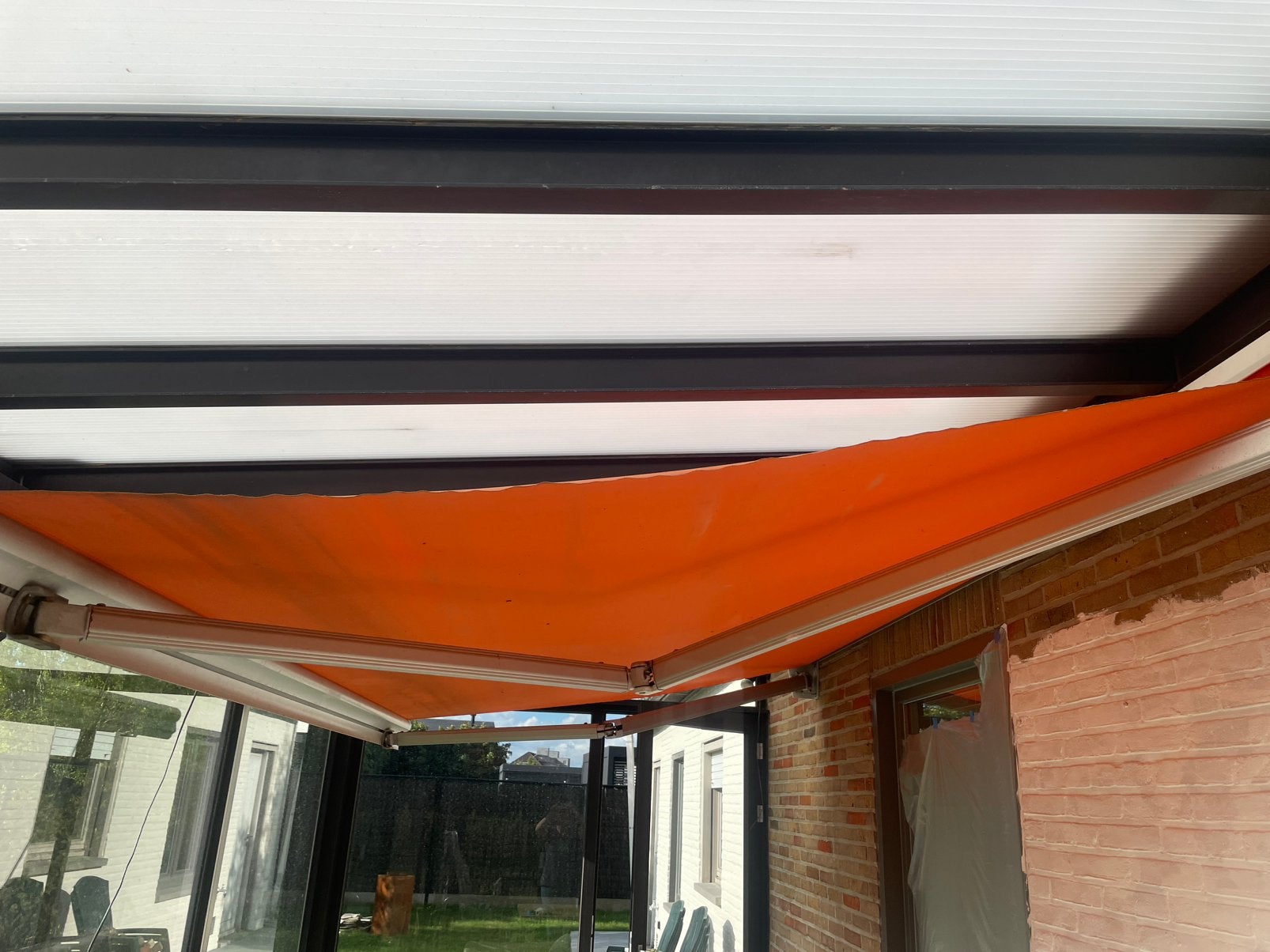 Zonnescherm gratis, Ophalen, Zo goed als nieuw, Knikarmscherm