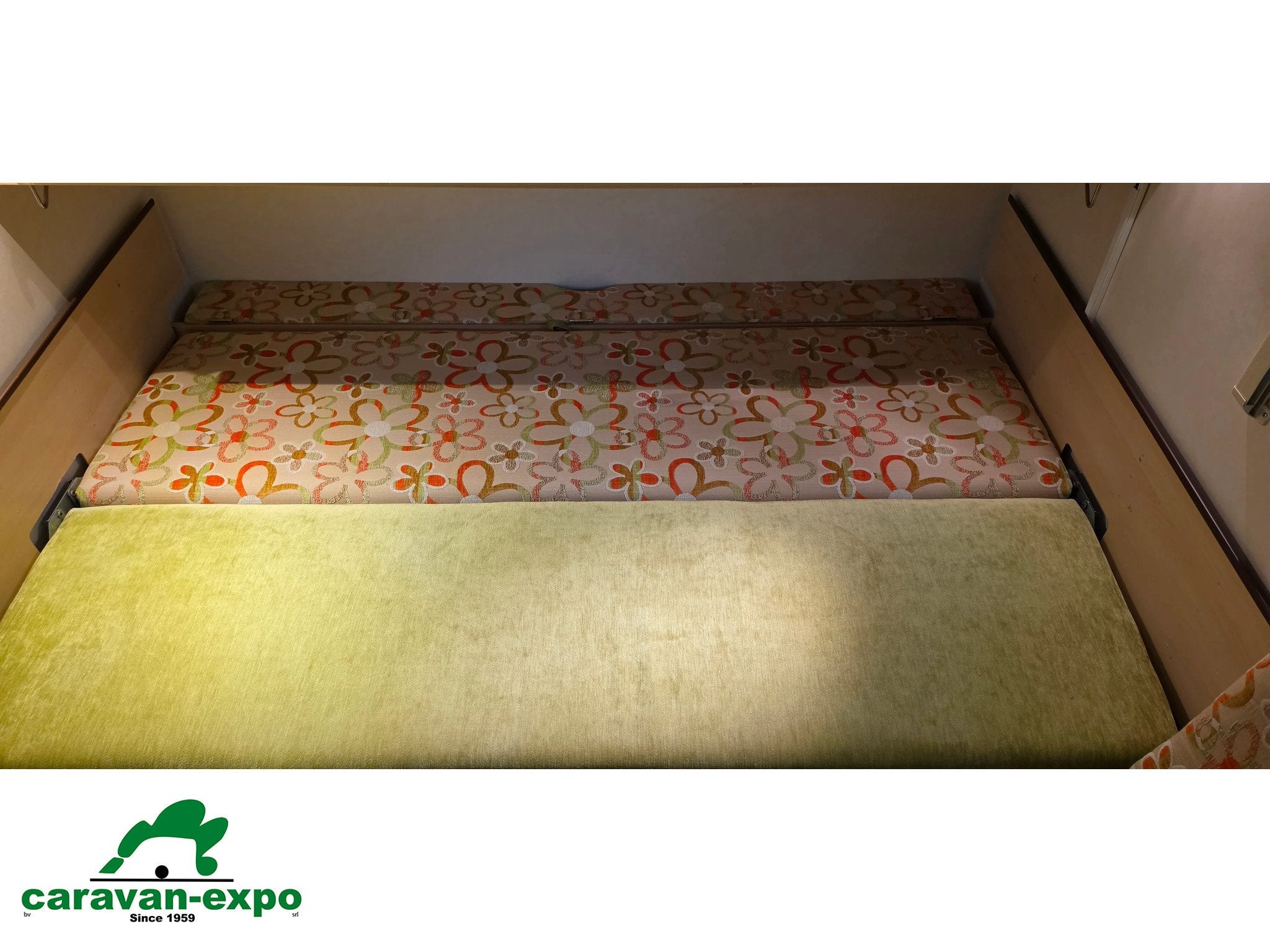 TABBERT T@B 320RS, Tabbert, Bedrijf, Tot en met 3, 500 - 750 kg
