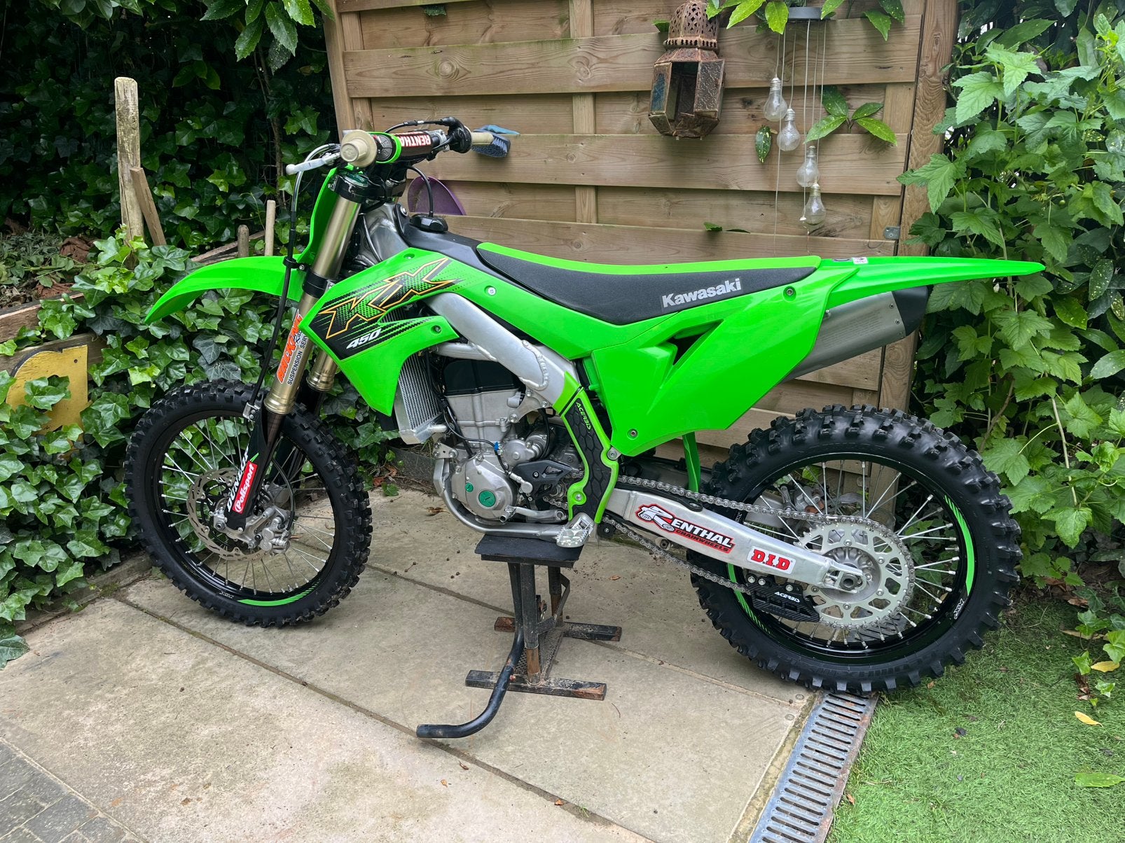 Kawasaki KXF 450 tweedehands uit het jaar 2021, Ophalen, Zo goed als nieuw