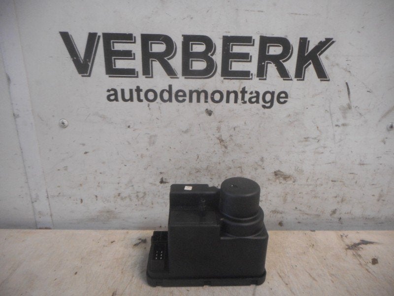 VERROUILLAGE CENTRALISE ACTIONNEUR C (W202) (202-600-14-48), Mercedes-Benz, Utilisé, Dialog.mb@mercedes-benz.com, Mercedes-Benz AG
