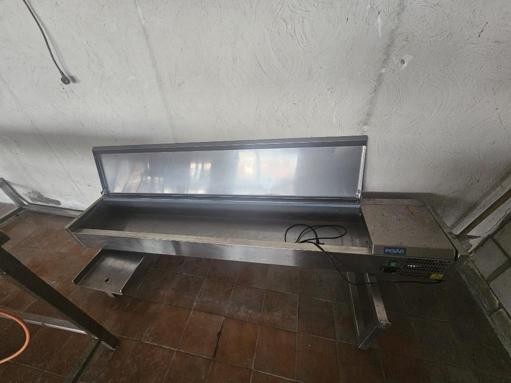 Saladette, Ophalen