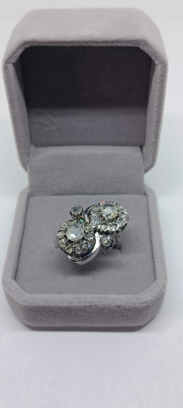 gouden ring ,Art-deco periode ., Handtassen en Accessoires, Gebruikt, Wit, Ophalen of Verzenden, Kleiner dan 17