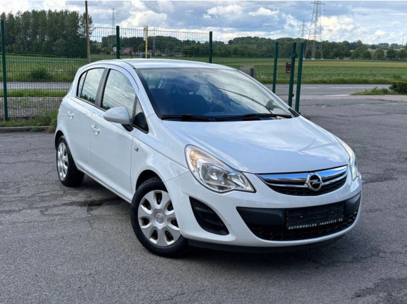 Opel Corsa 1.4 essence Airco LEZ ok, Rétroviseurs électriques, Achat, Entreprise, Boîte manuelle