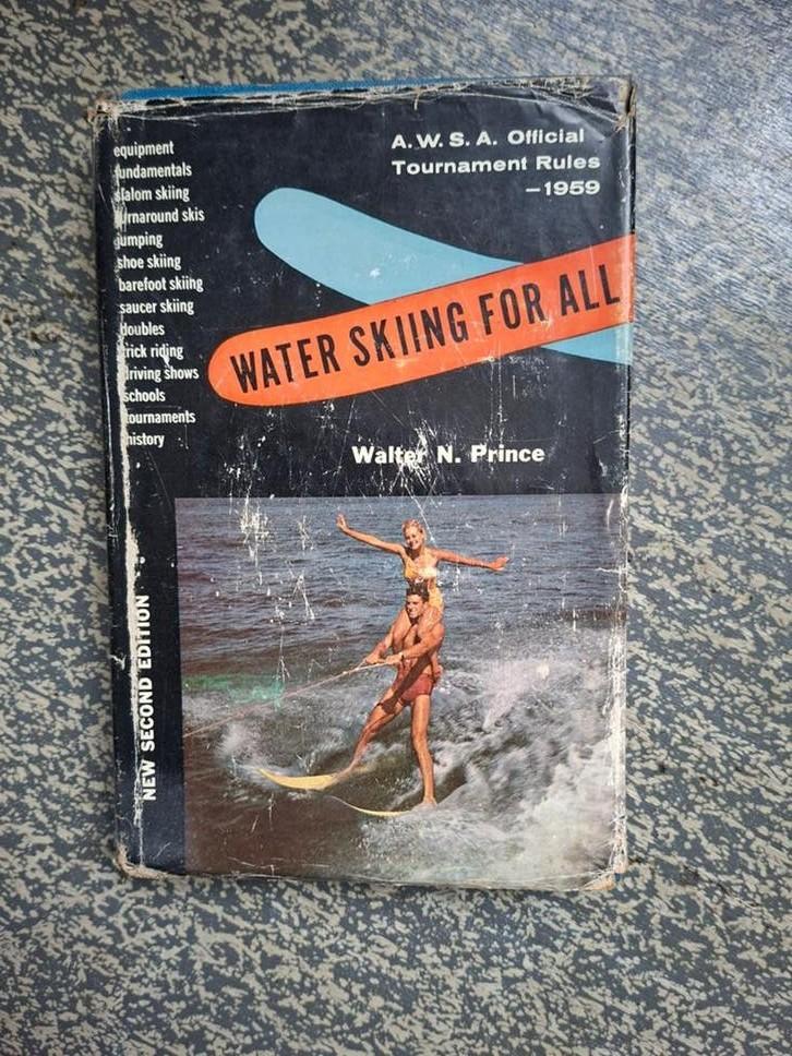 Boek - Leren waterskiën in allerhande vormen, 4€, Ophalen