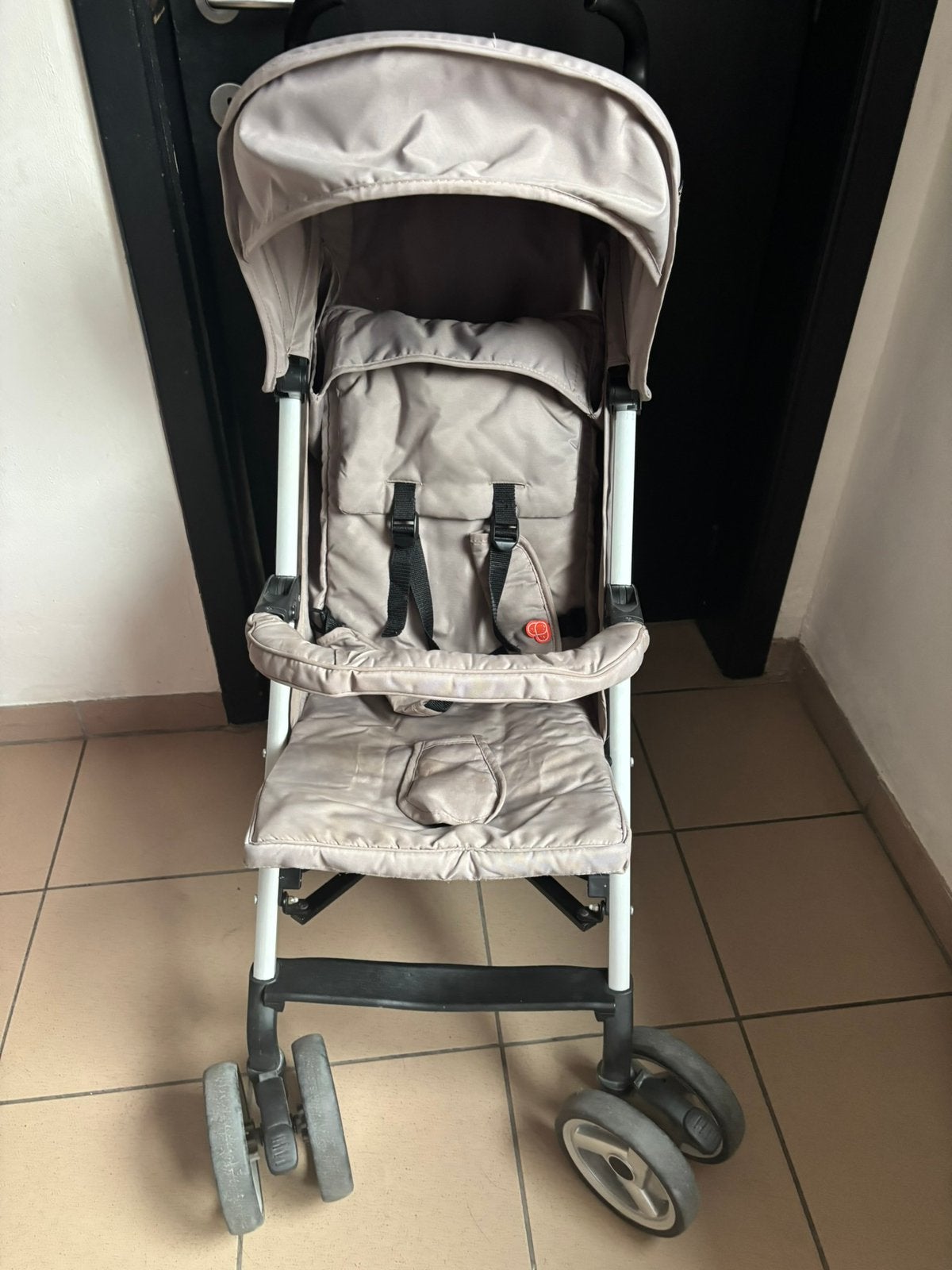 Compacte buggy pericles, Kinderen en Baby's, Ophalen, Zo goed als nieuw