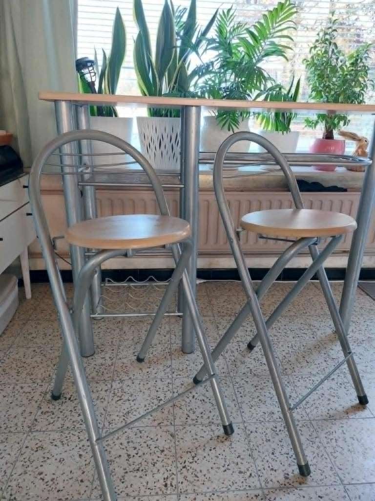 ikea tafeltje met stoelen, Ophalen, Gebruikt