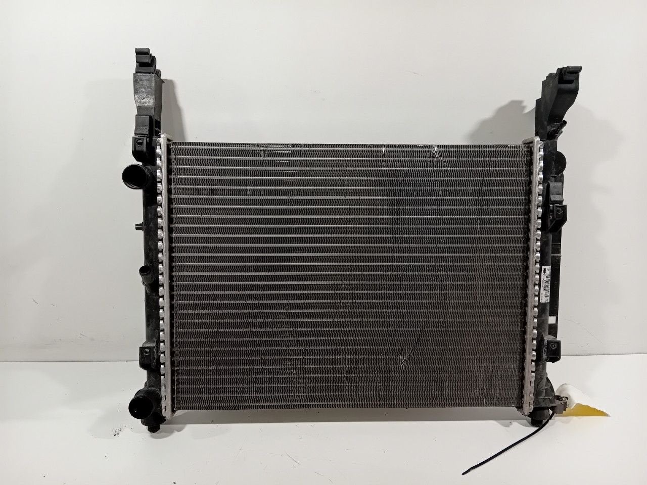 Radiateur Renault Kangoo, Onderdelen@venauto.nl, Van der Ven Autorecycling B.V., Gebruikt, Ettenseweg 76, 4706 PB Roosendaal, The Netherlands