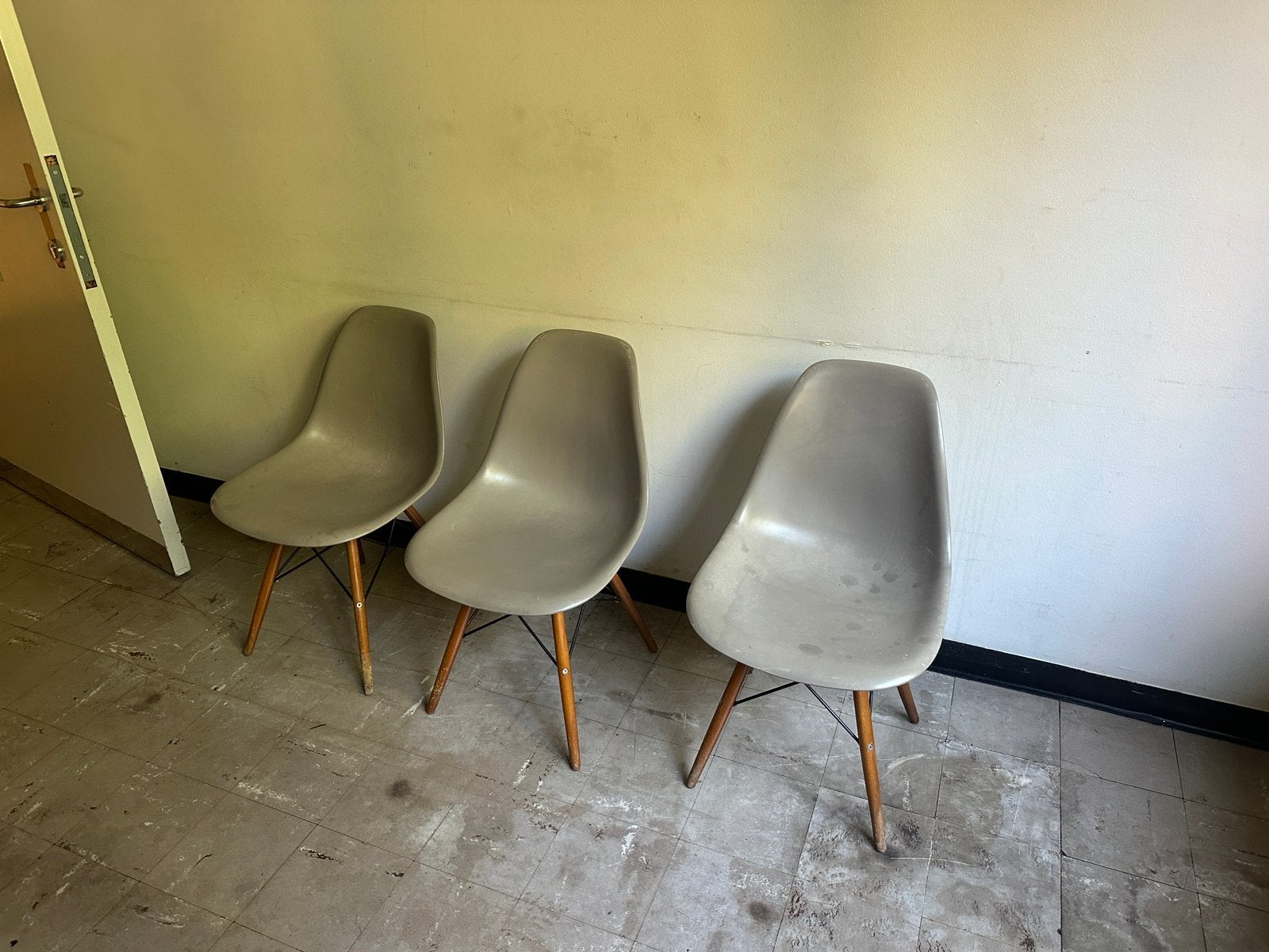 3 stoelen, gratis, Huis en Inrichting, Stoelen, Ophalen, Zo goed als nieuw