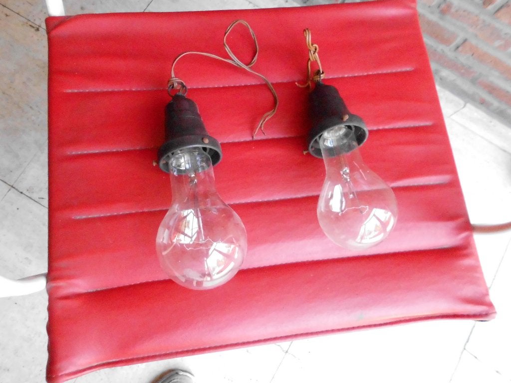 Grote vintage gloeilamp met socket, Huis en Inrichting, Ophalen, Gebruikt, Gloeilamp