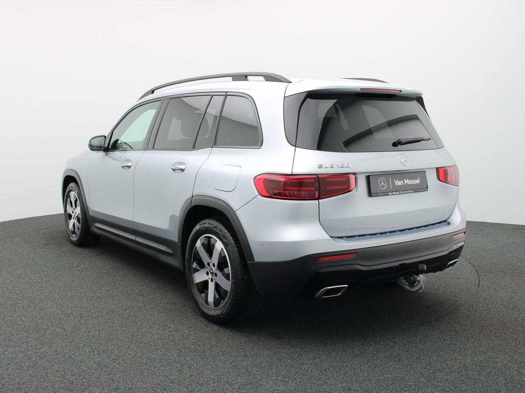 Mercedes-Benz GLB 180 Luxury Line + CARPLAY + TREKHAAK + NIG, Auto's, Mercedes-Benz, Stof, Gebruikt, 4 cilinders, 136 pk