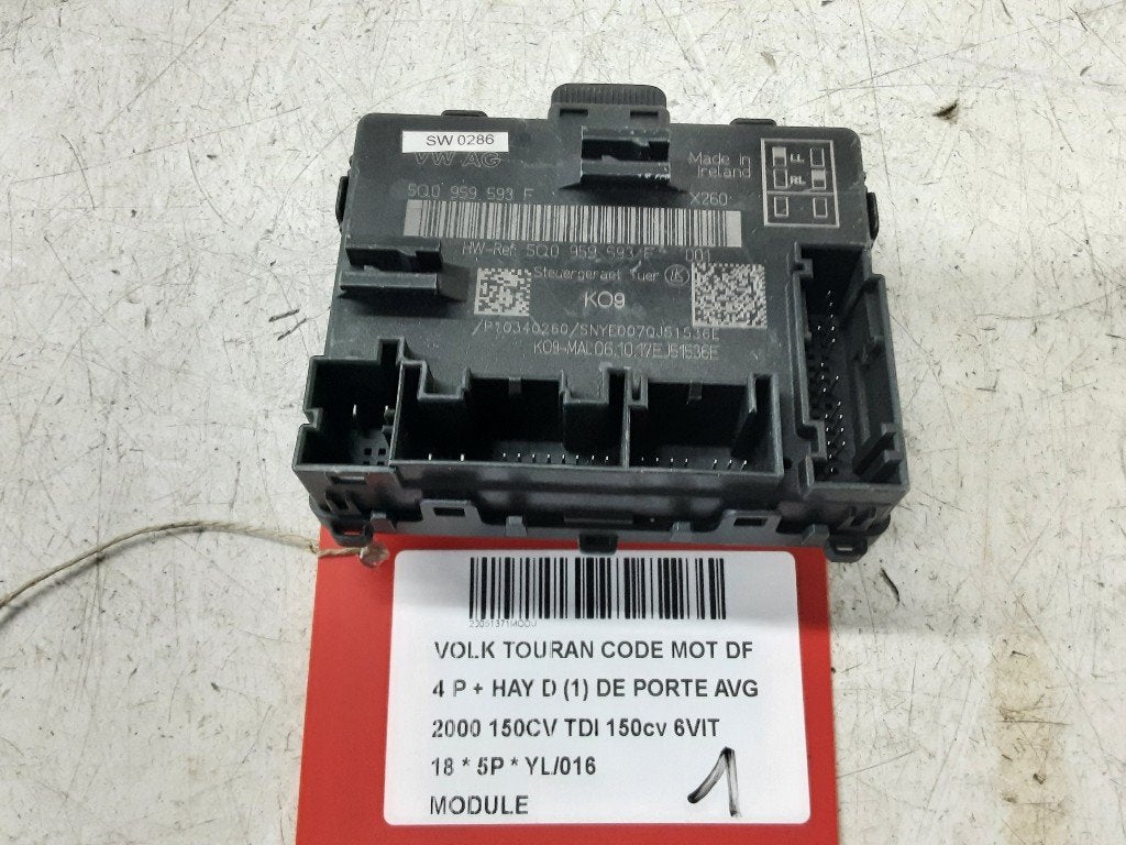 UNITE ELECTRONIQUE Volkswagen Touran (5T1) (5Q0959593F), Volkswagen, Mevr. I. Hauben, Utilisé, Rue de l'Espoir 34 34
4030  GRIVEGNÉE, BE