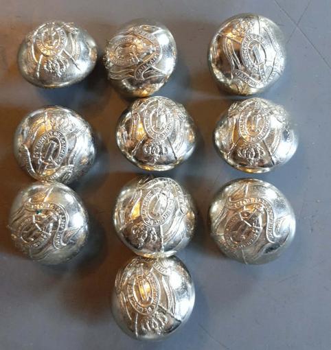 10 boutons uniforme 1er regiment lanciers gros modèle 2,5cm, Enlèvement ou Envoi, Armée de terre, Autres types