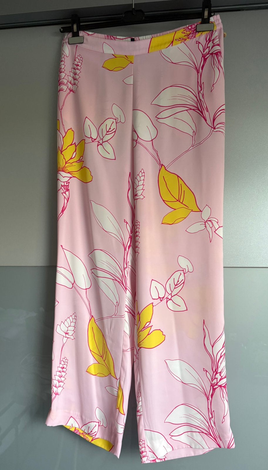 Lange broek, Ophalen of Verzenden, Zo goed als nieuw, Maat 42/44 (L)