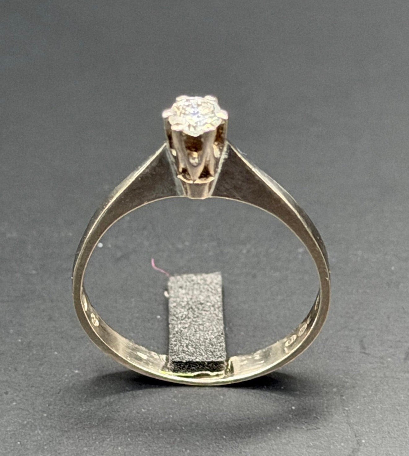 18K gouden verlovingsring met natuurlijke diamant- maat 17mm, Enlèvement ou Envoi, Or, 17 à 18, Femme