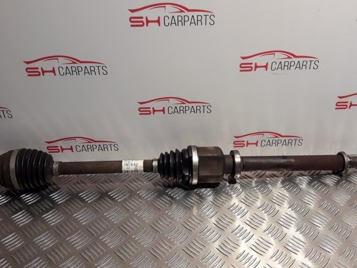 Arbre de transmission avant droit d'un Renault Clio, Renault, -, 3 mois de garantie, Utilisé