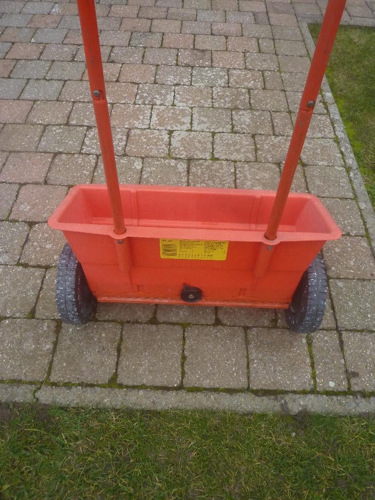 Strooiwagen, Tuin en Terras, Hand-tuingereedschap, Ophalen, Zo goed als nieuw