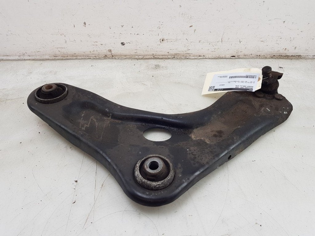 DRAAGARM LINKS VOOR Peugeot 2008 (CU) (|3520W5|), Dhr. J. Ham, Gebruikt, Administratie@autoham.nl, Peugeot