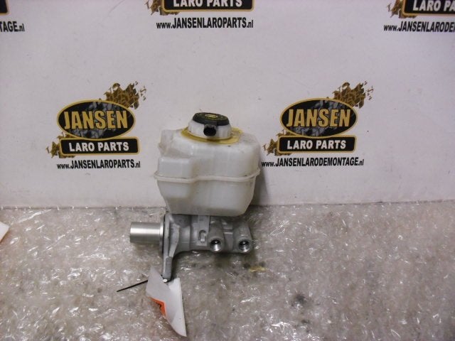 Range Rover Sport L494 hoofdremcylinder LR048138, Jansen Laro Parts, Admin@jansenlaroparts.nl, Groenstraat 31B