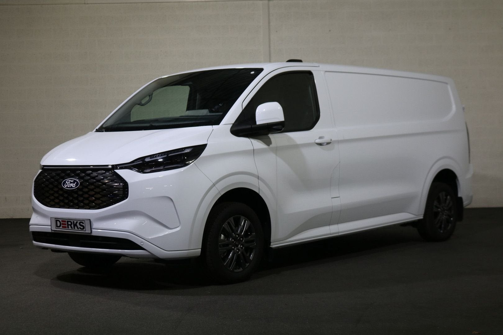 Ford E-Transit Custom L2 H1 Limited 218pk Led 360 Camera B&O, Automaat, Parkeersensor, Wit, Elektrisch