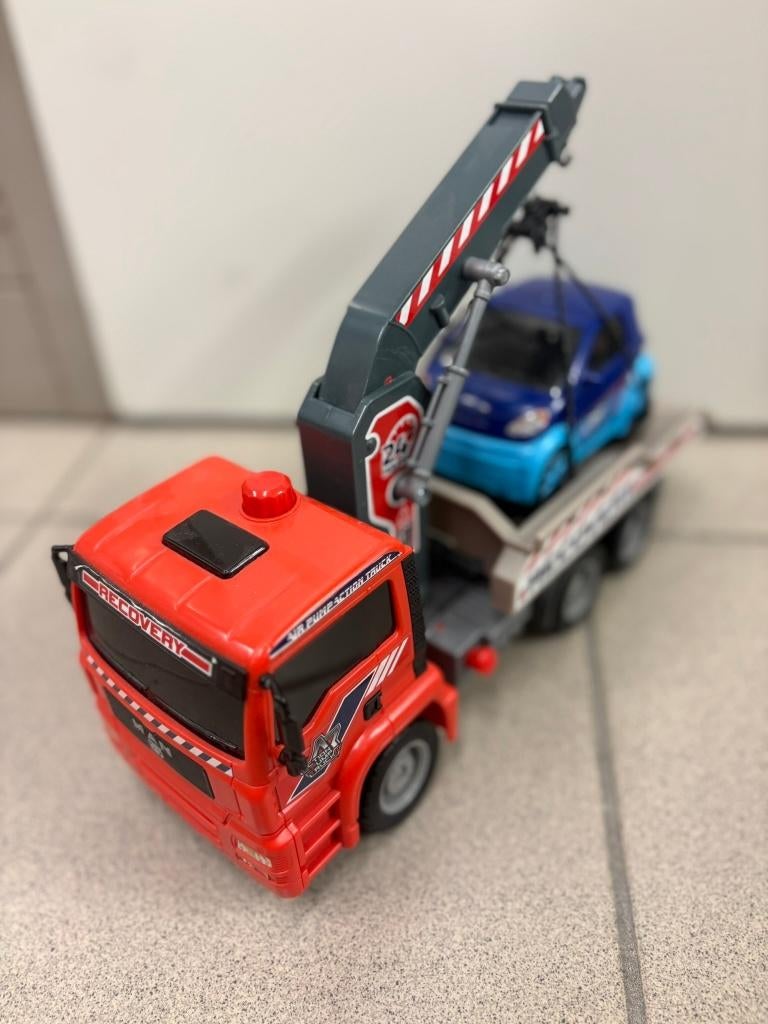 Camion de dépannage Dickie avec voiture, Enfants & Bébés, Jouets | Véhicules en jouets, Enlèvement ou Envoi, Utilisé