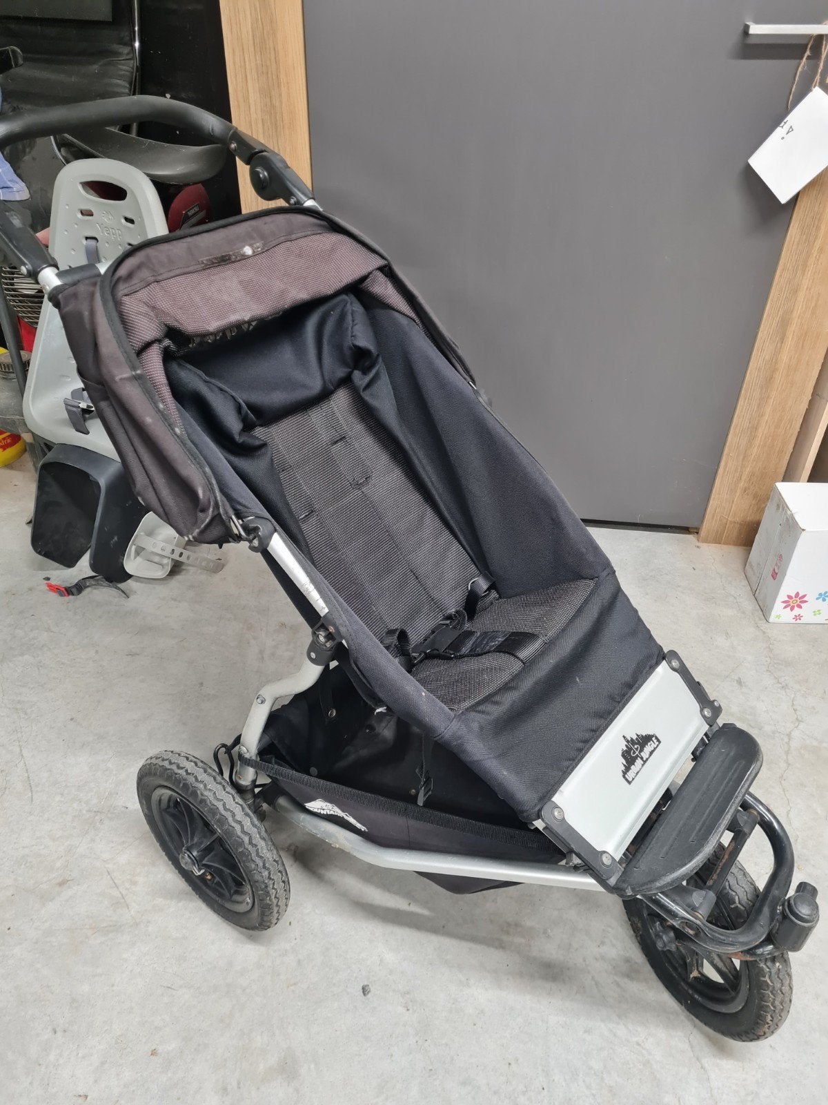 mountain buggy incl mand en voetenzak, Kinderen en Baby's, Buggy's, Ophalen, Gebruikt, Overige merken, Voetenzak