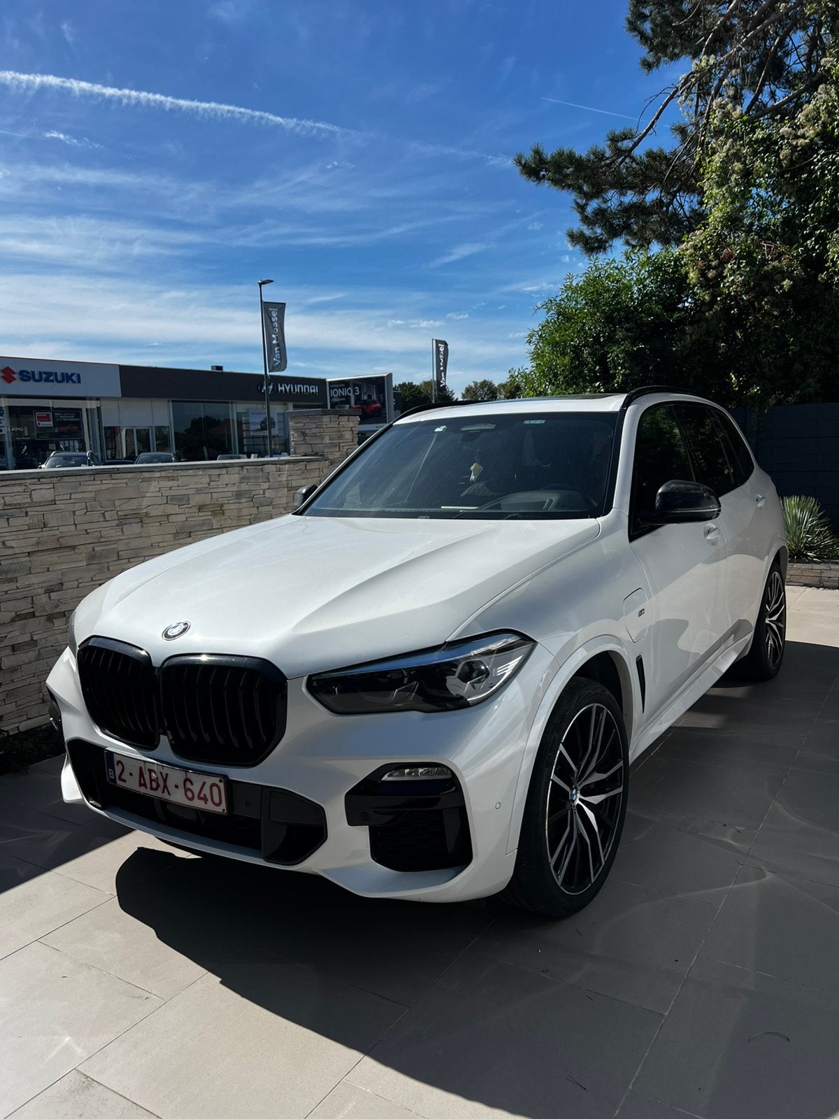 BLW X5 3.0 xDrive 45e, Cuir, Achat, Entreprise, Entretenue par le concessionnaire