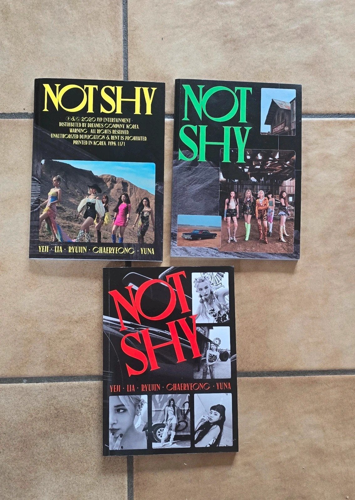 Lot 3 albums ITZY Not Shy, CD & DVD, CD | Musique du monde, Digipak, Utilisé, Album, Autres genres