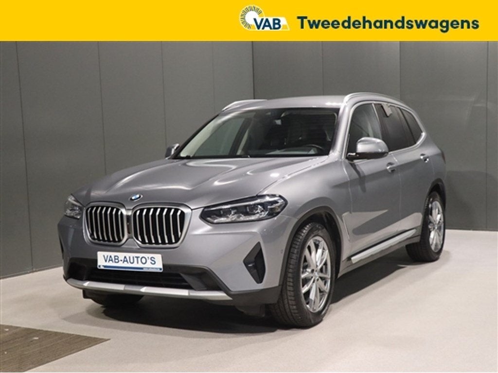 BMW X3   SDRIVE 18D, Autos, BMW, 100 kW, Argent ou Gris, Achat, Entreprise