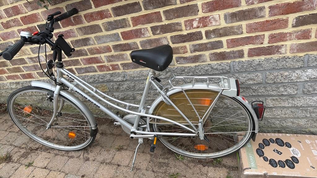 Damesfiets, Fietsen en Brommers, Ophalen, Gebruikt