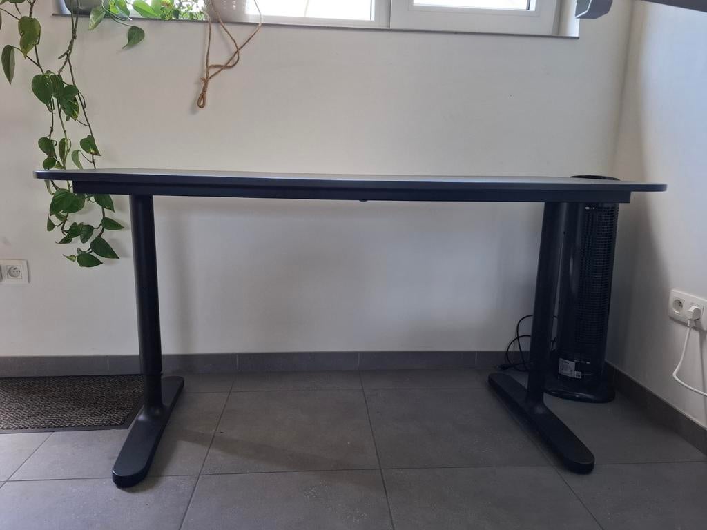 Bureautafel zwart, Huis en Inrichting, Bureaus, Ophalen, Zwart, Gebruikt, IKEA