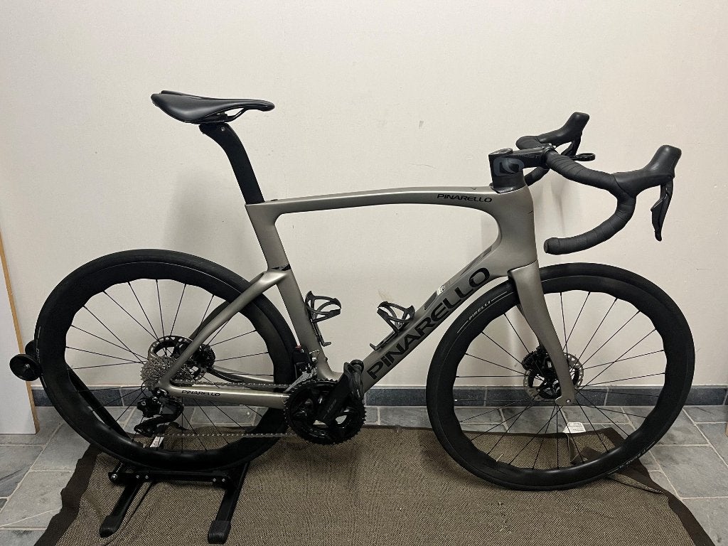 Pinarello F5, 28 inch, Gebruikt, Carbon, Heren