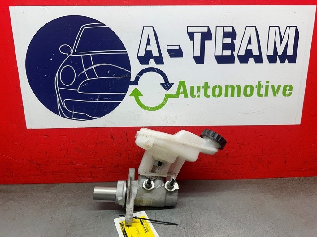 MAITRE CYLINDRE DE FREIN Berlingo (|9807687080|0204821216|), Robert Bosch AG, Citroën, Utilisé, Robert-Bosch-Allee 1
74232  Abstatt, DE