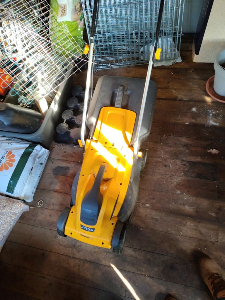 Stiga collector 40, Ophalen