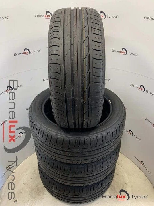 NIEUW 225/50R18 95W Bridgestone 225/50/18 225/50 R18 2255018, Auto-onderdelen, Ophalen, 18 inch, -, -