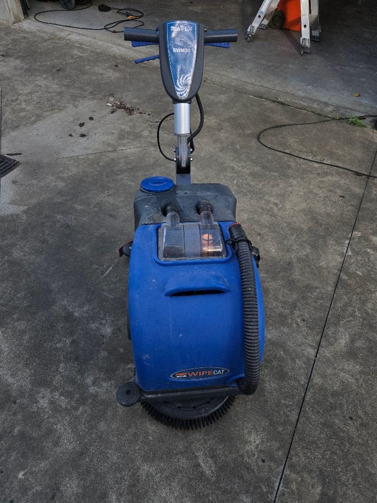 WipeCat SWM30 professionele schrobzuigmachine, Bricolage & Construction, Enlèvement, Comme neuf, Machine de nettoyage à brosse