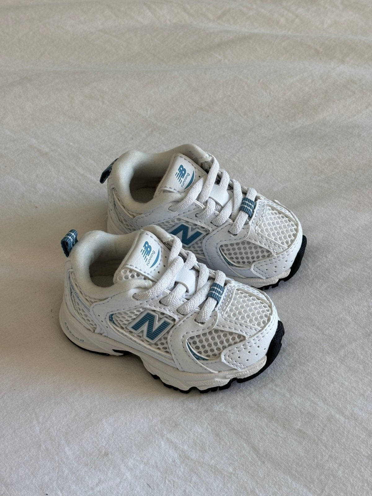 New Balance baby shoes new, Kinderen en Baby's, Verzenden, Zo goed als nieuw