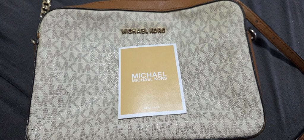 Michael kors, Enlèvement ou Envoi, Utilisé, Beige, Sac à bandoulière