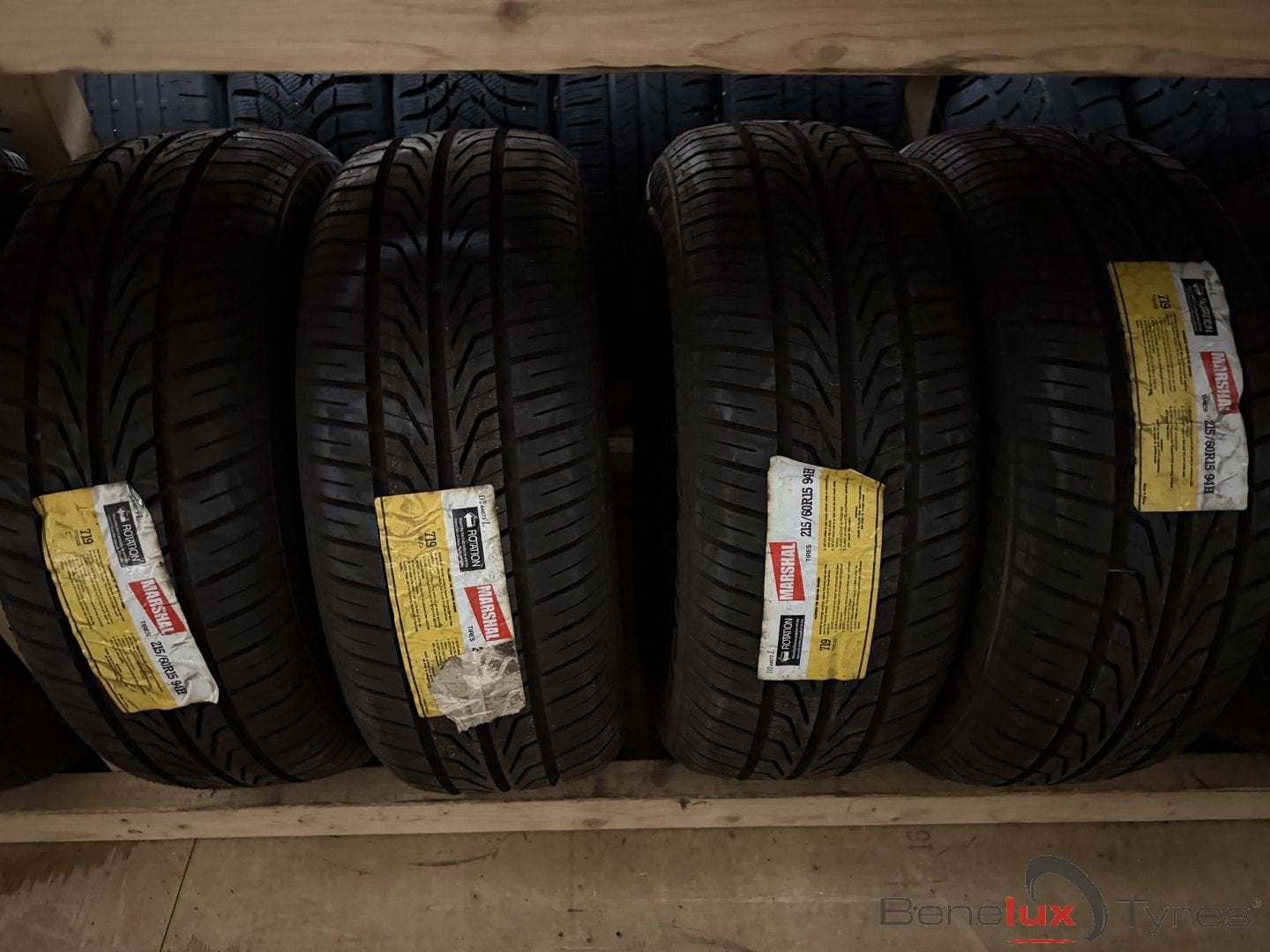 nieuw 215/60R15 98H Marshal 729 215/60 R15 215/60/15 2156015, Autos : Pièces & Accessoires, Pneus & Jantes, Neuf, 15 pouces, 215 mm