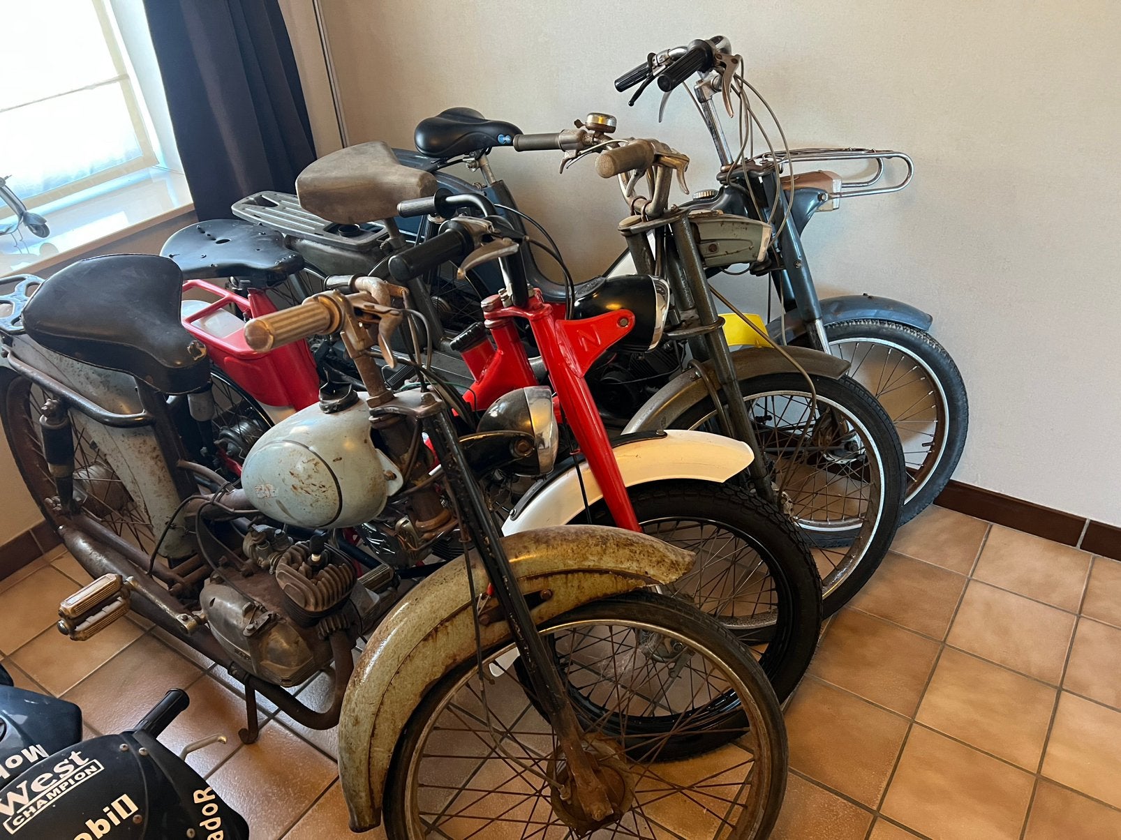 6 brommers / mobylette s opknappers te koop, Ophalen