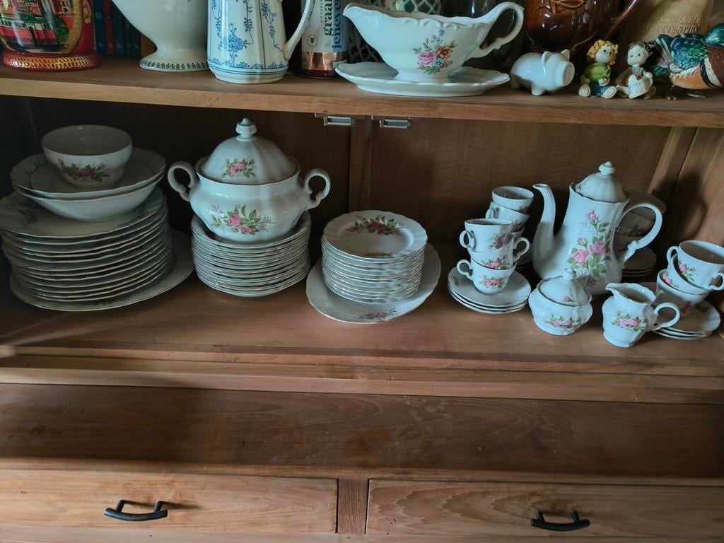 Servies 57-delig winterling, Antiek en Kunst, Ophalen