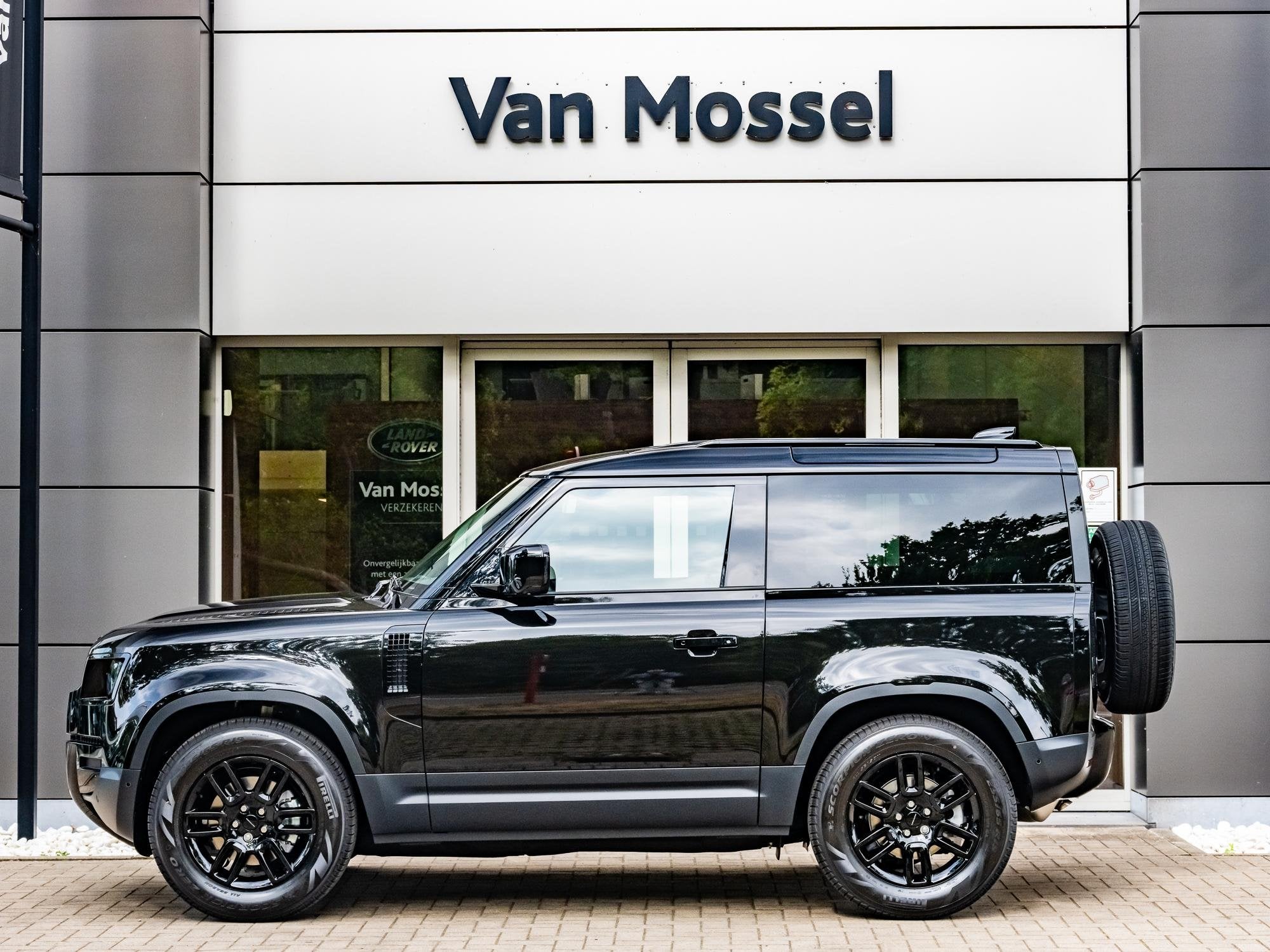 Land Rover Defender 90 D200 S AWD Auto. 26MY (bj 2026), Automaat, Zwart, Zwart, Leder