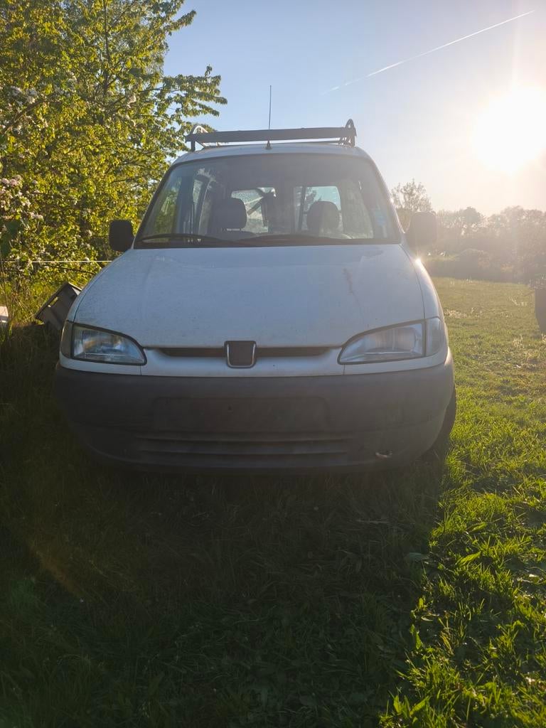 Peugeot partner 1900d année 2002, Particulier, Achat