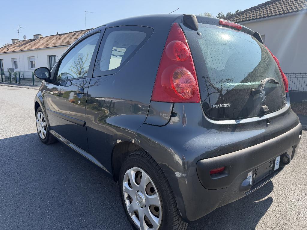 Peugeot 107 1.0 Essence faible km - faible-consommation, Autos, Peugeot, Bluetooth, Achat, Entreprise, Noir